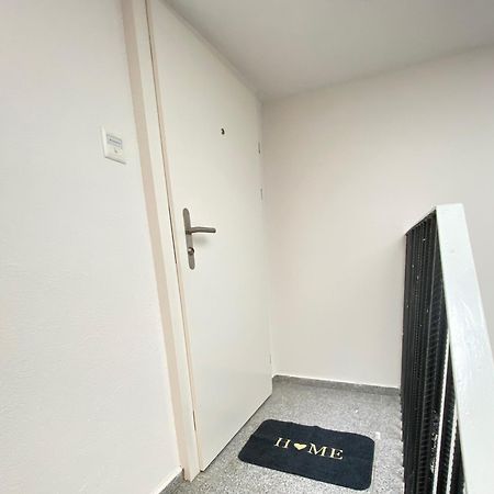 Ruhige, Neue Dachwohnung An Altstadt, Naehe Messe Санкт-Галлен Экстерьер фото