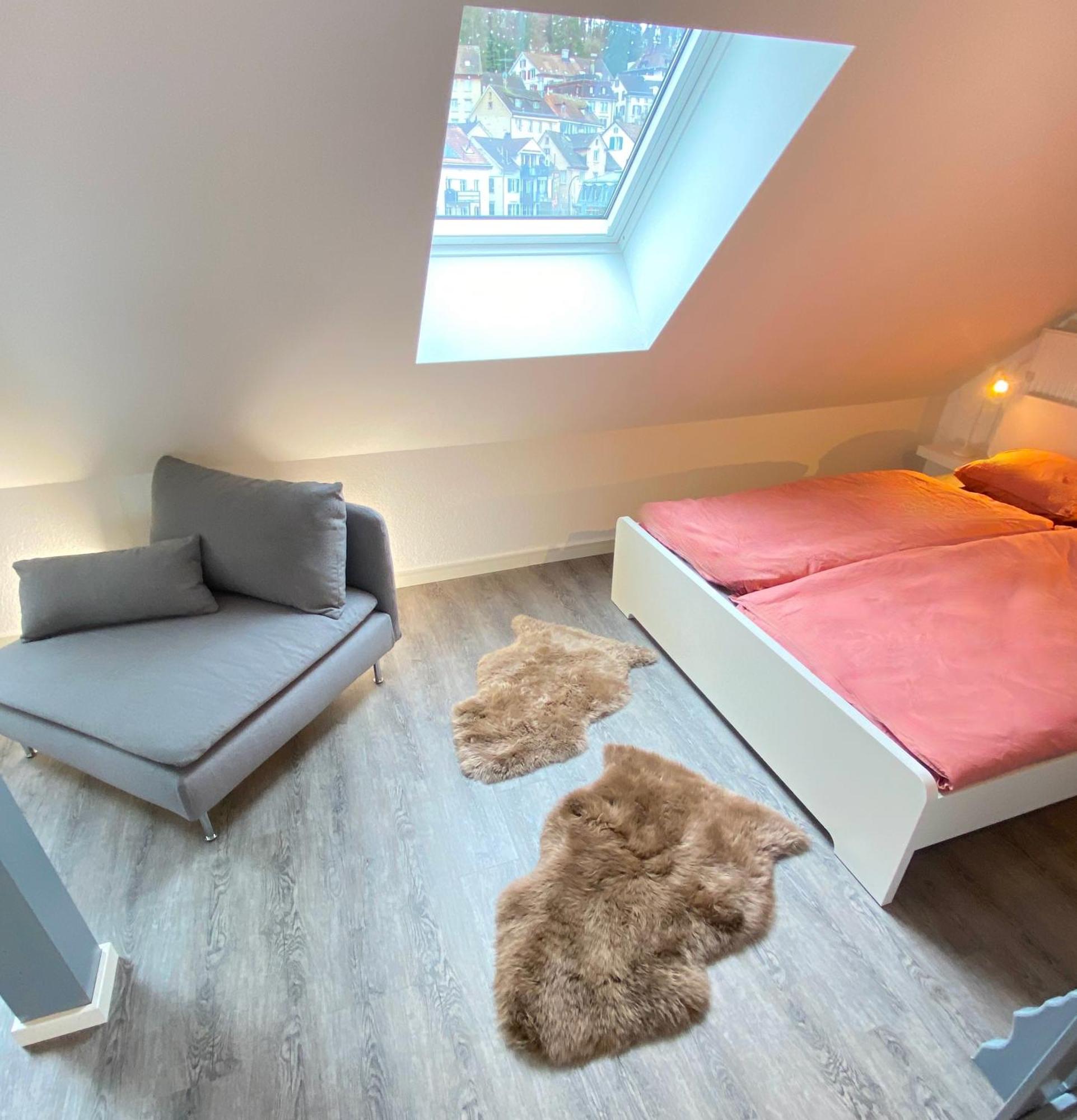 Ruhige, Neue Dachwohnung An Altstadt, Naehe Messe Санкт-Галлен Экстерьер фото