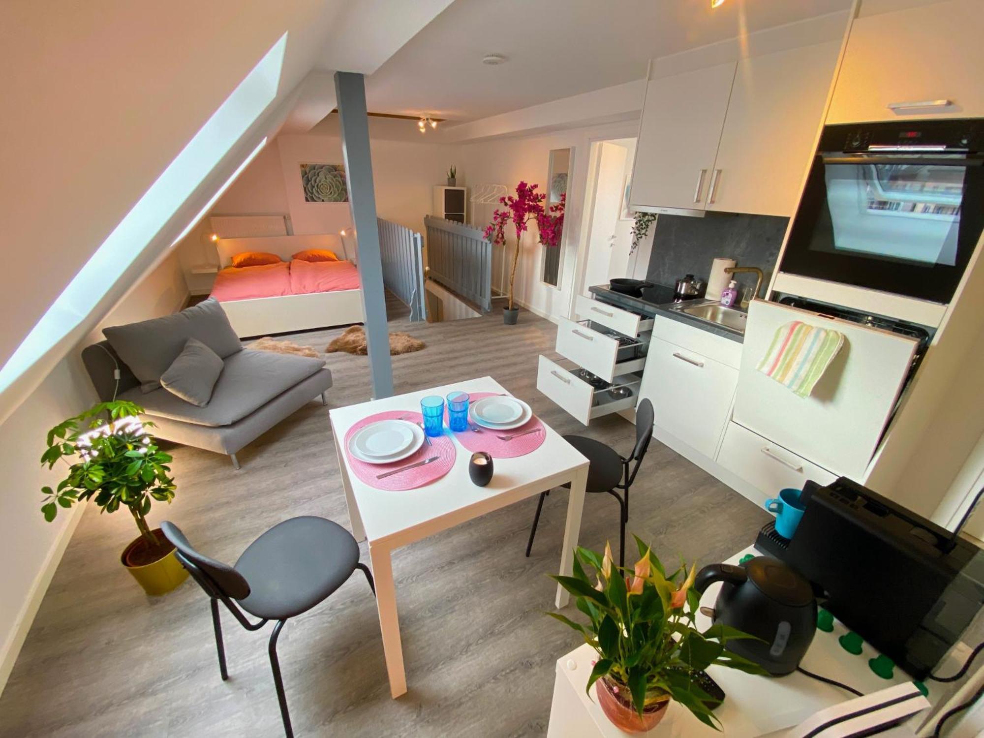 Ruhige, Neue Dachwohnung An Altstadt, Naehe Messe Санкт-Галлен Экстерьер фото